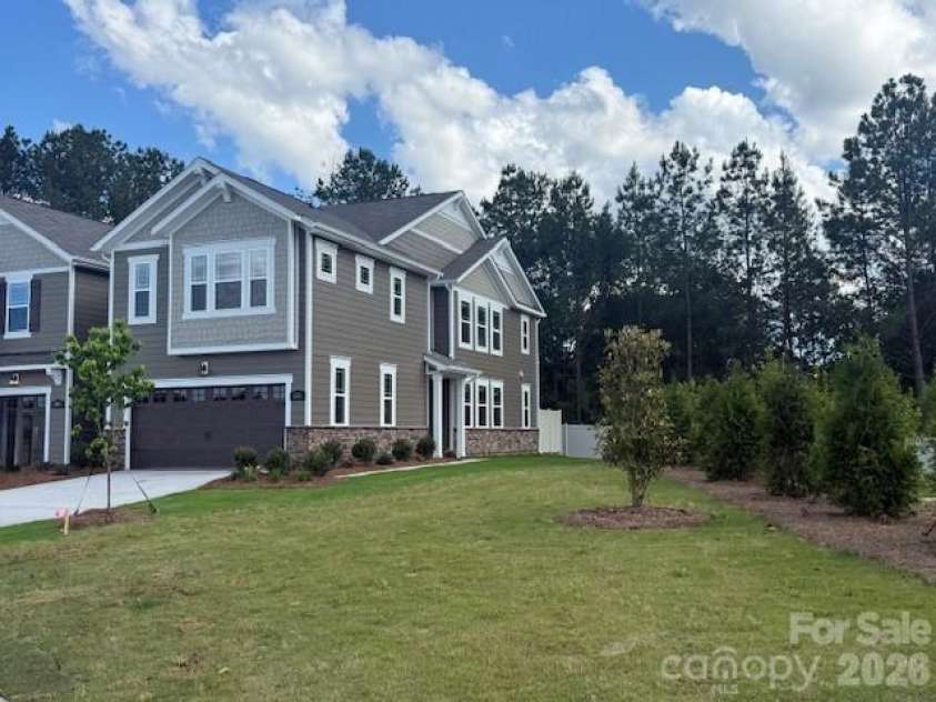 344 Laura Elizabeth Lane, Clover, SC 29710.  MLS# CAR4362972, YatesRealty ID 6785. 