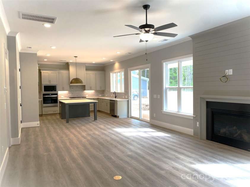 117 Blackbeard Lane, Mooresville, NC 28117.  MLS# CAR4247016, YatesRealty ID 6786. 