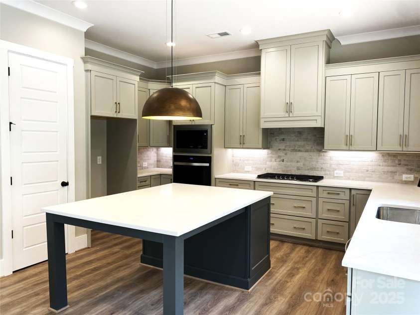 117 Blackbeard Lane, Mooresville, NC 28117.  MLS# CAR4247016, YatesRealty ID 6786. 