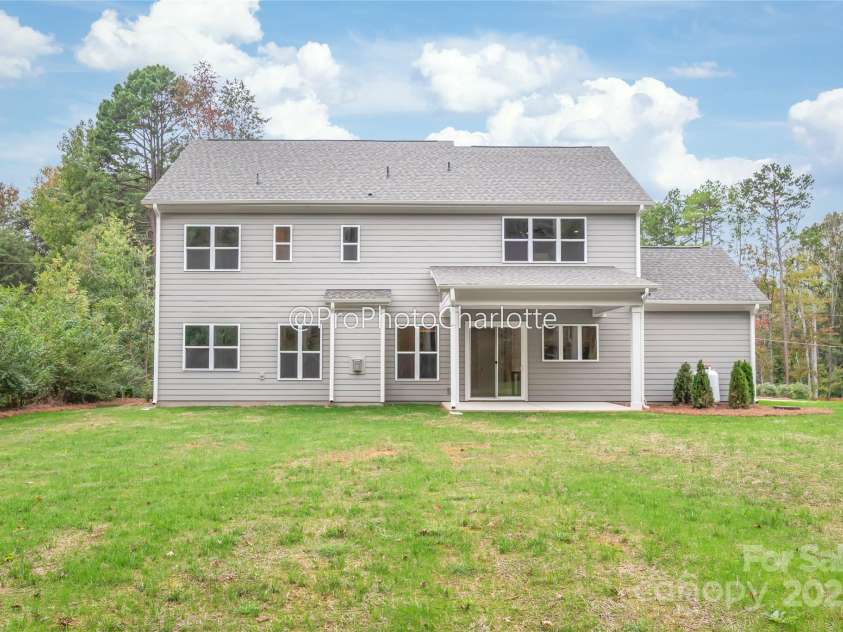 117 Blackbeard Lane, Mooresville, NC 28117.  MLS# CAR4247016, YatesRealty ID 6786. 