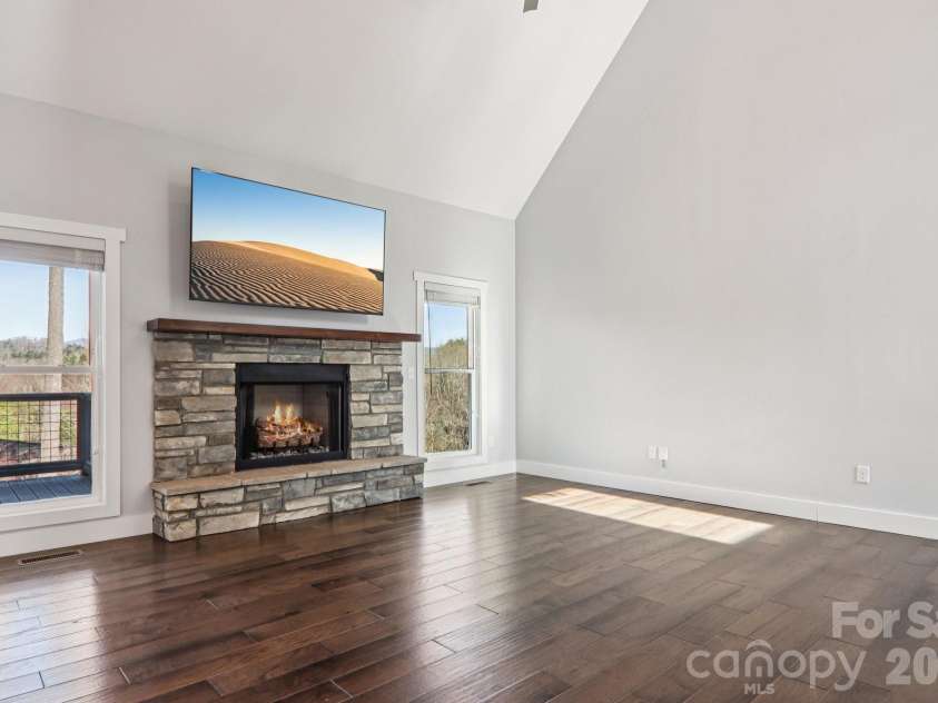 98 Hamilton Woods Lane, Etowah, NC 28729.  MLS# CAR4362971, YatesRealty ID 6786. 