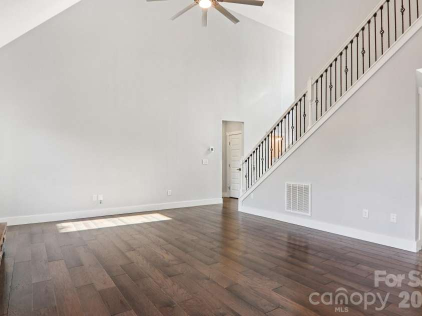 98 Hamilton Woods Lane, Etowah, NC 28729.  MLS# CAR4362971, YatesRealty ID 6786. 