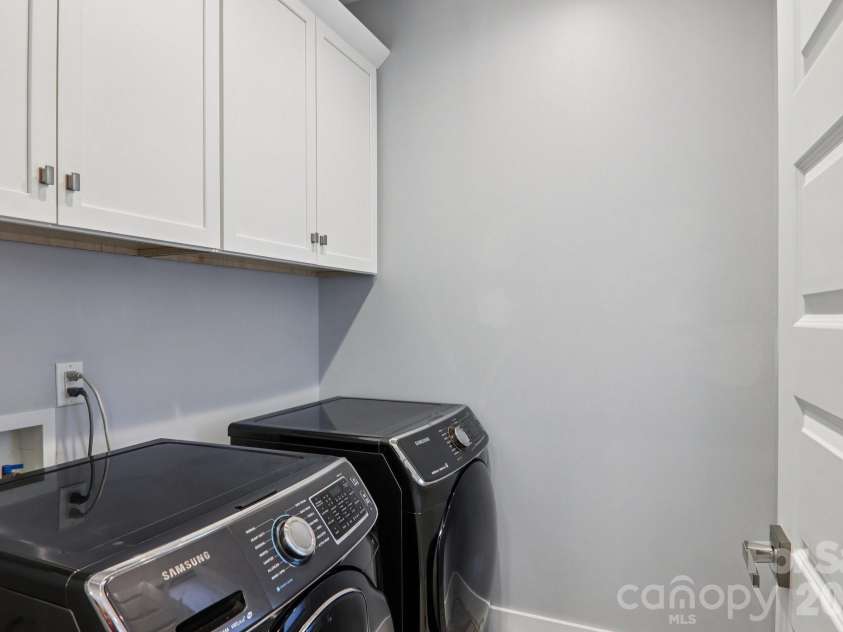 98 Hamilton Woods Lane, Etowah, NC 28729.  MLS# CAR4362971, YatesRealty ID 6786. 