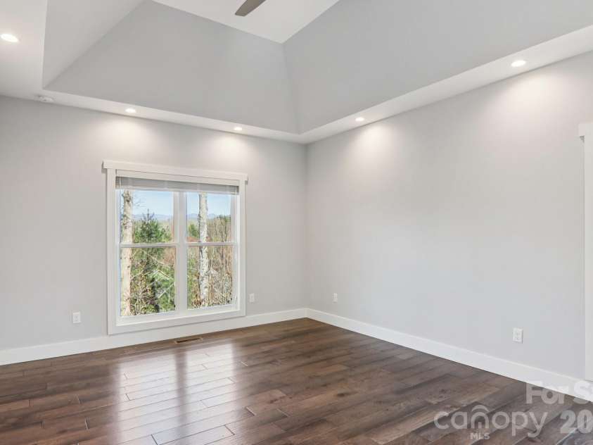 98 Hamilton Woods Lane, Etowah, NC 28729.  MLS# CAR4362971, YatesRealty ID 6786. 