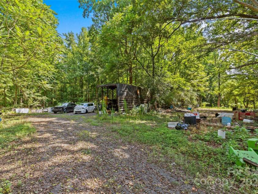 5621 Mount Olive Church Road, Charlotte, NC 28278.  MLS# CAR4205330, YatesRealty ID 6788. 