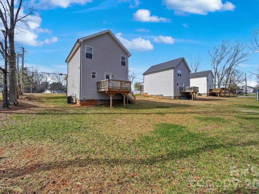 406 Ruth Avenue, Kannapolis, NC 28083.  MLS# CAR4350522, YatesRealty ID 6790. Backyard