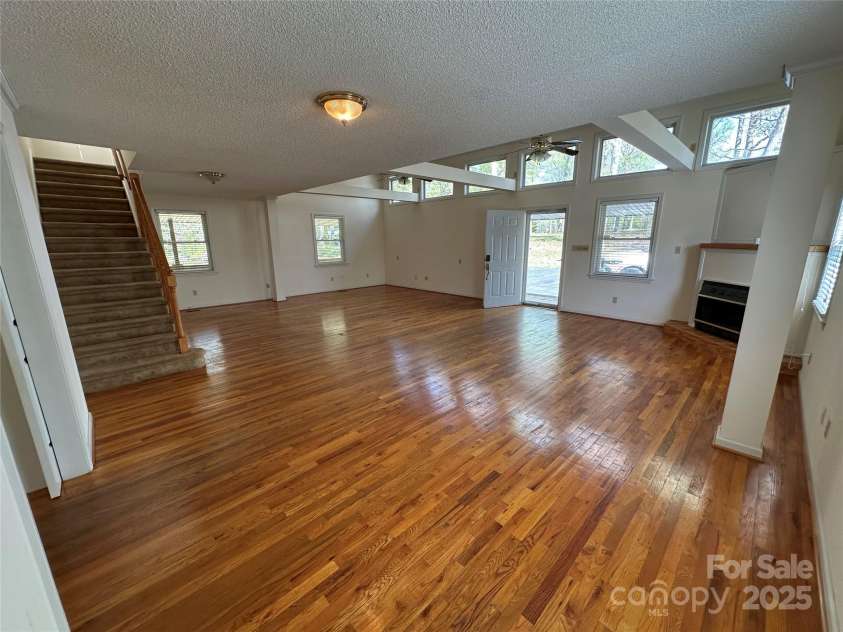 1869 Wooten Street, Catawba, NC 28673.  MLS# CAR4247138, YatesRealty ID 6791. Great Room