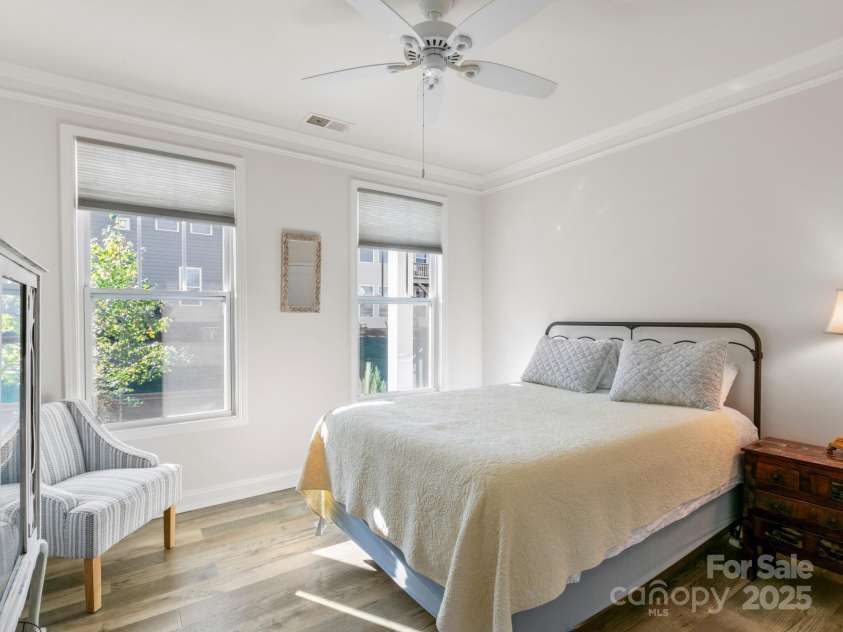 8 Southern Way Lane, Leicester, NC 28748.  MLS# CAR4226748, YatesRealty ID 6792. Guest Bedroom