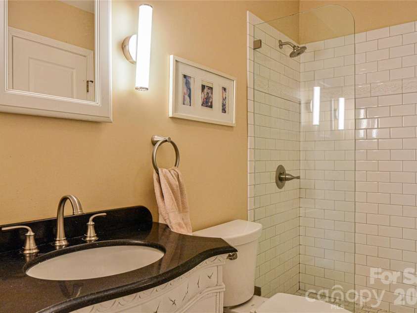 1301 Hyde Park Drive, Asheville, NC 28806.  MLS# CAR4336141, YatesRealty ID 6793. Attractive, appealing, comfortable