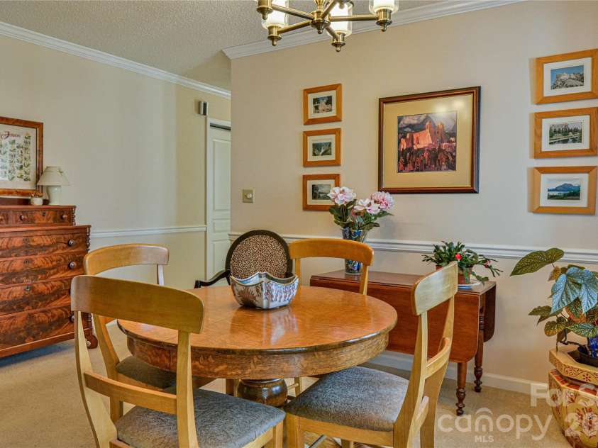 1301 Hyde Park Drive, Asheville, NC 28806.  MLS# CAR4336141, YatesRealty ID 6793. Let's gather.