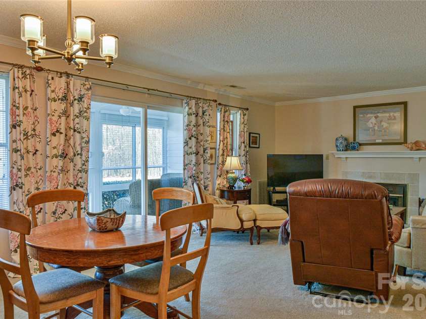 1301 Hyde Park Drive, Asheville, NC 28806.  MLS# CAR4336141, YatesRealty ID 6793. The space for living