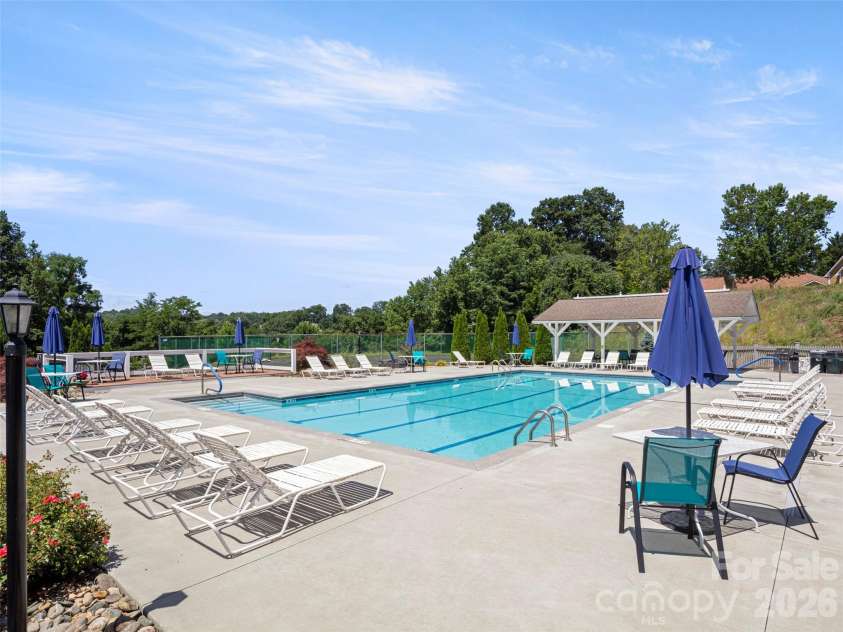 1301 Hyde Park Drive, Asheville, NC 28806.  MLS# CAR4399054, YatesRealty ID 6793. 