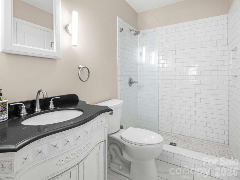 1301 Hyde Park Drive, Asheville, NC 28806.  MLS# CAR4399054, YatesRealty ID 6793. Updated 2nd bath