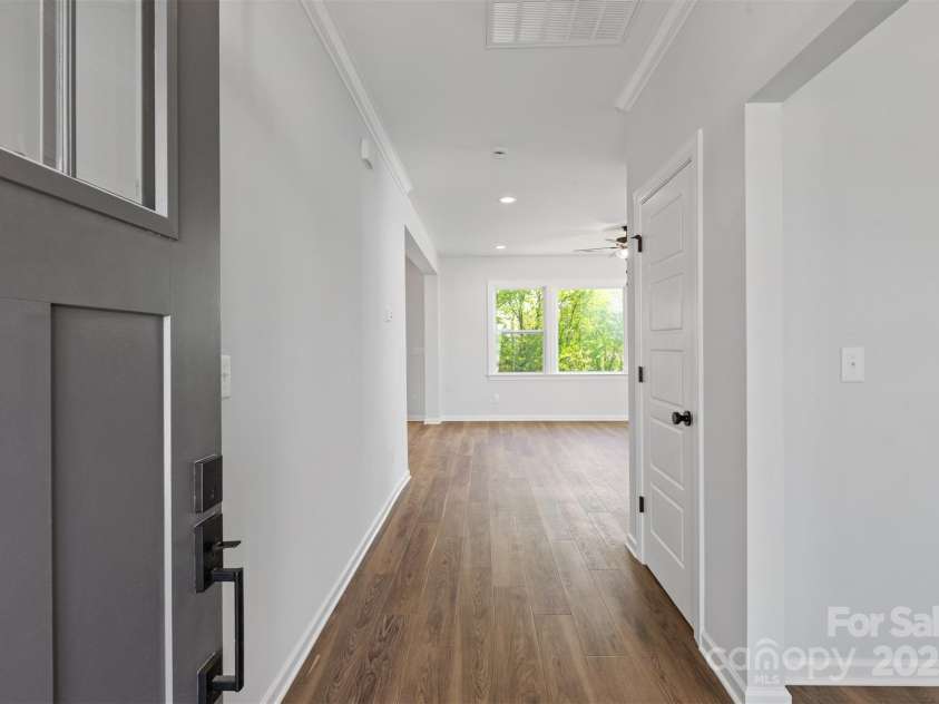 4684 Hopsack Drive, Indian Trail, NC 28079.  MLS# CAR4163641, YatesRealty ID 6795. Foyer