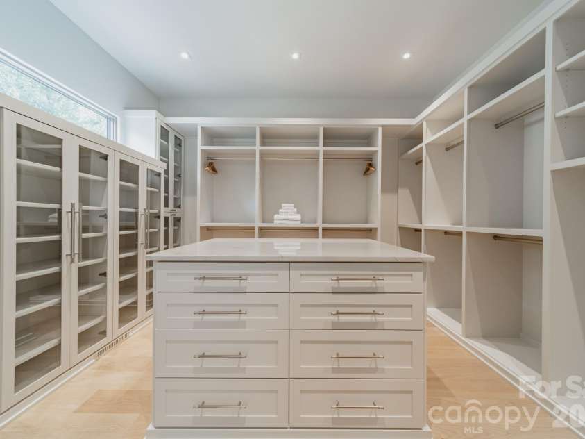 20114 Norman Colony Road, Cornelius, NC 28031.  MLS# CAR4344085, YatesRealty ID 6796. 