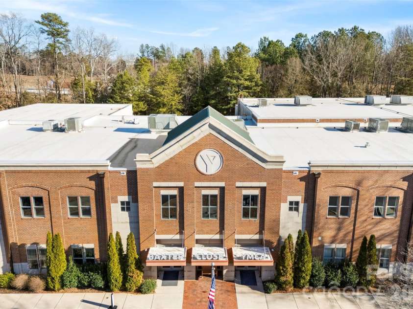 604 District Court, Fort Mill, SC 29708.  MLS# CAR4335331, YatesRealty ID 6797. 