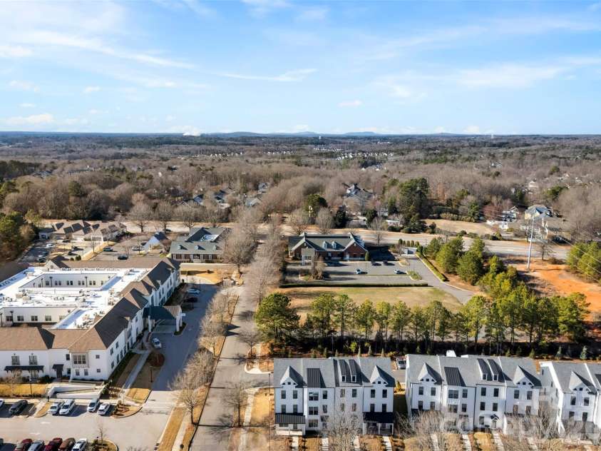 604 District Court, Fort Mill, SC 29708.  MLS# CAR4335331, YatesRealty ID 6797. 