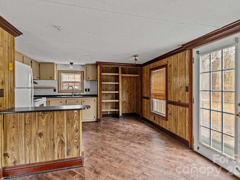 9102 McElroy Road, Waxhaw, NC 28173.  MLS# CAR4318762, YatesRealty ID 6798. 