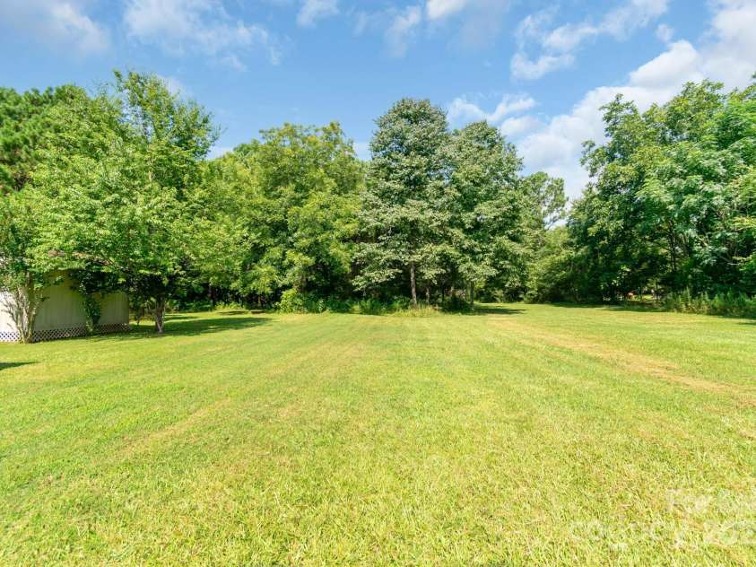 1827 Brown Road, Richburg, SC 29729.  MLS# CAR4282873, YatesRealty ID 68. 