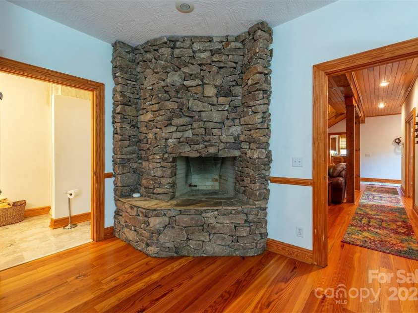 85 Prospectors Trail, Black Mountain, NC 28711.  MLS# CAR4307945, YatesRealty ID 68. 