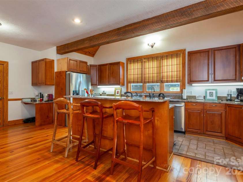 85 Prospectors Trail, Black Mountain, NC 28711.  MLS# CAR4307945, YatesRealty ID 68. 