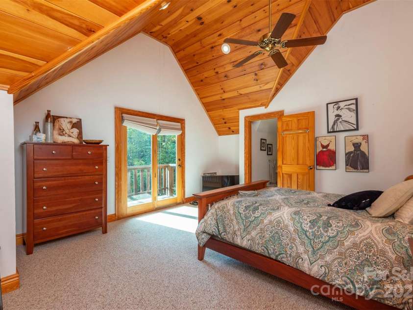 85 Prospectors Trail, Black Mountain, NC 28711.  MLS# CAR4307945, YatesRealty ID 68. 