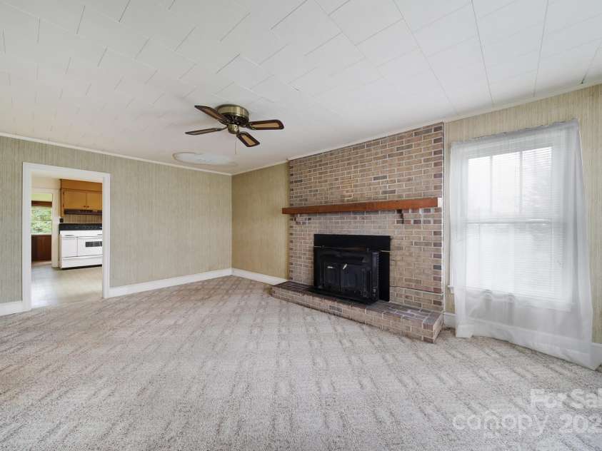 1670 Lynwood Drive, Lancaster, SC 29720.  MLS# CAR4331883, YatesRealty ID 680. 