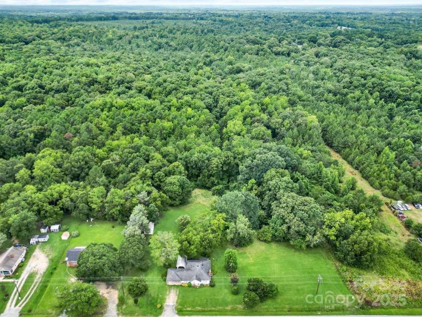 1670 Lynwood Drive, Lancaster, SC 29720.  MLS# CAR4331883, YatesRealty ID 680. 