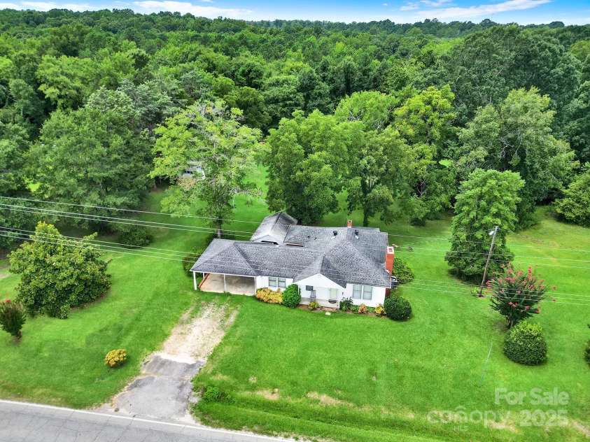 1670 Lynwood Drive, Lancaster, SC 29720.  MLS# CAR4331883, YatesRealty ID 680. 