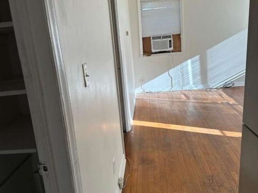 2218 Wilson Avenue, Charlotte, NC 28208.  MLS# CAR4361768, YatesRealty ID 6800. 