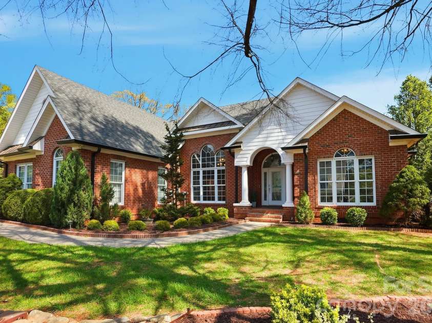 7535 Sedgebrook Drive, Stanley, NC 28164.  MLS# CAR4361077, YatesRealty ID 6802. 