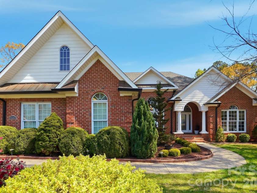 7535 Sedgebrook Drive, Stanley, NC 28164.  MLS# CAR4361077, YatesRealty ID 6802. 