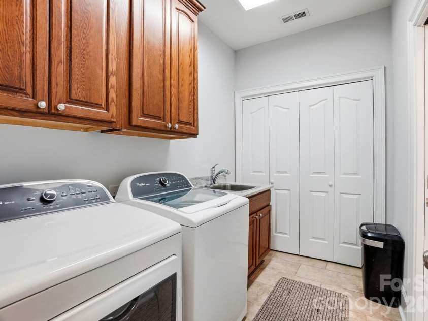 7535 Sedgebrook Drive, Stanley, NC 28164.  MLS# CAR4361077, YatesRealty ID 6802. 