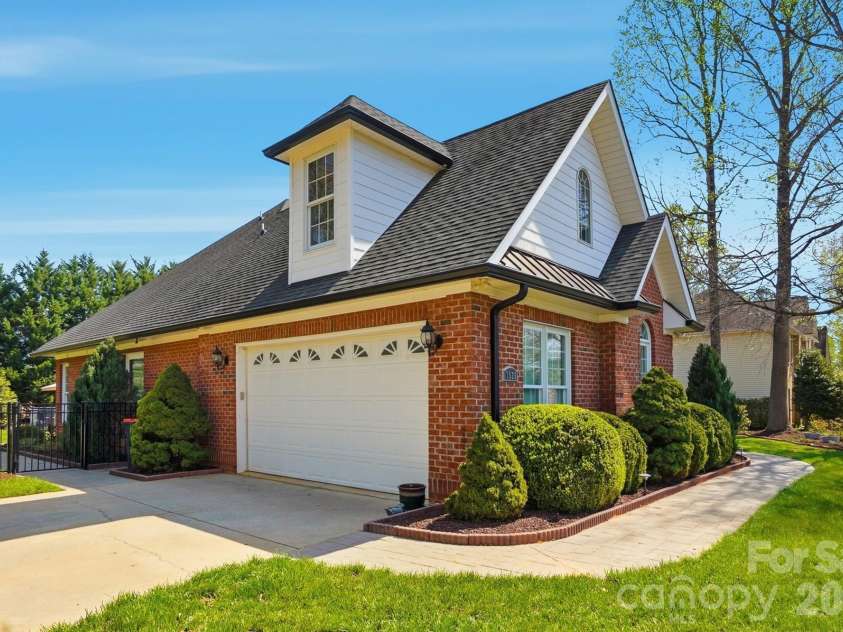 7535 Sedgebrook Drive, Stanley, NC 28164.  MLS# CAR4361077, YatesRealty ID 6802. 