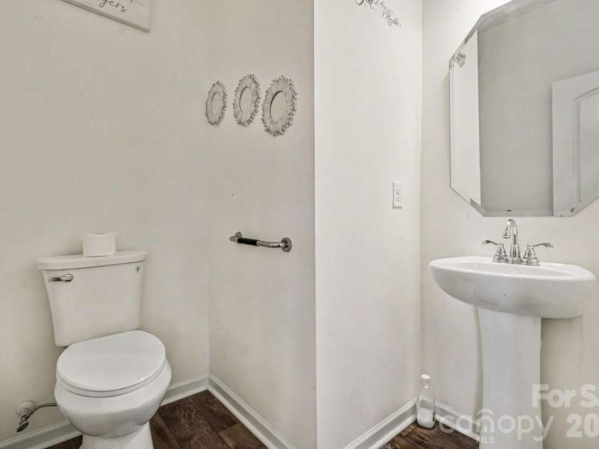 113 Buoy Lane, Statesville, NC 28677.  MLS# CAR4353653, YatesRealty ID 6803. 