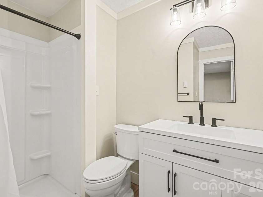 300 Lakewood Drive, Gastonia, NC 28056.  MLS# CAR4350014, YatesRealty ID 6804. 
