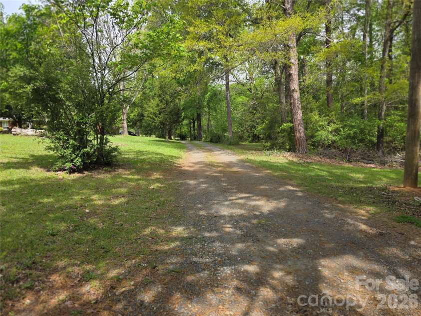 14325 Fountain Lane, Charlotte, NC 28278.  MLS# CAR4351849, YatesRealty ID 6805. 