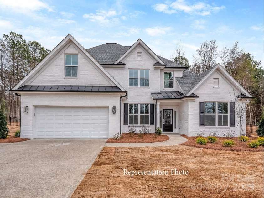 7112 Hambright Road, Huntersville, NC 28078.  MLS# CAR4208675, YatesRealty ID 6805. Representation Photo