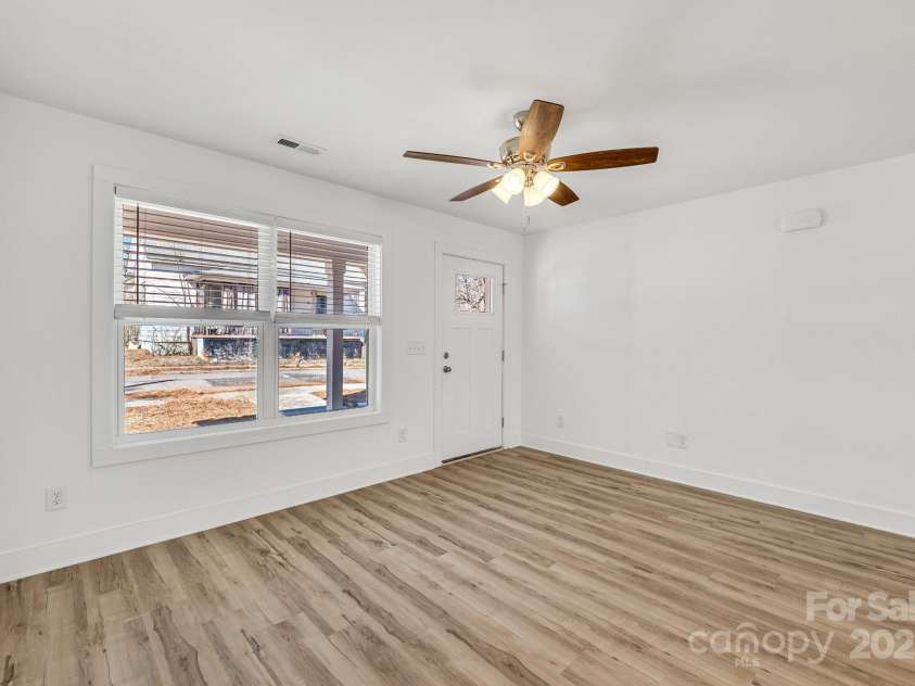 81 Kirk Street, Salisbury, NC 28144.  MLS# CAR4266880, YatesRealty ID 6806. 