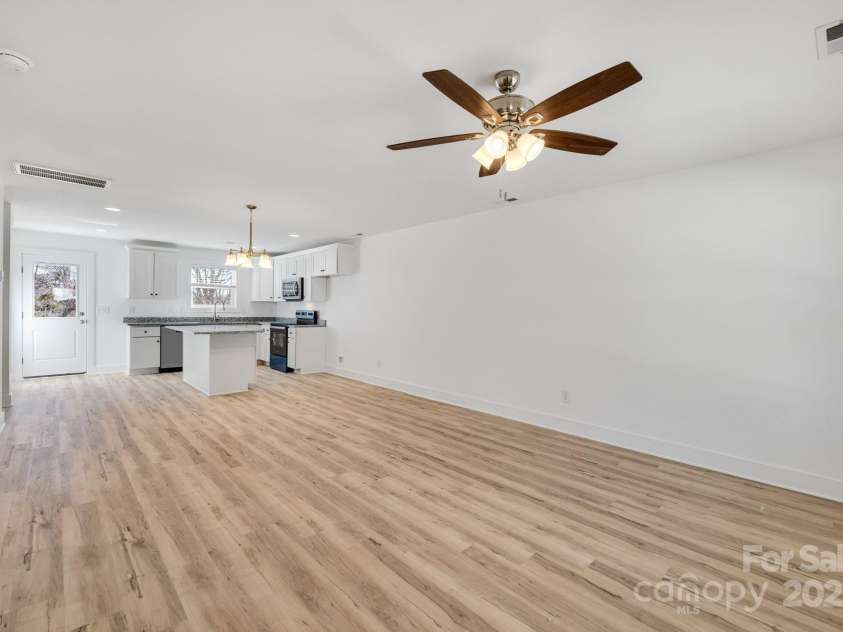 81 Kirk Street, Salisbury, NC 28144.  MLS# CAR4266880, YatesRealty ID 6806. 