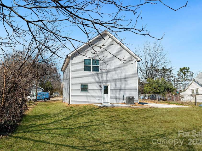 81 Kirk Street, Salisbury, NC 28144.  MLS# CAR4266880, YatesRealty ID 6806. 