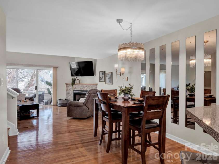 14526 Waterside Drive, Charlotte, NC 28278.  MLS# CAR4341702, YatesRealty ID 6807. 