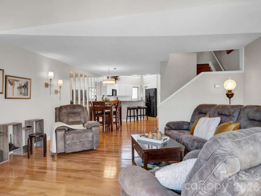 14526 Waterside Drive, Charlotte, NC 28278.  MLS# CAR4341702, YatesRealty ID 6807. 