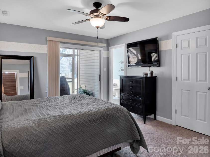 14526 Waterside Drive, Charlotte, NC 28278.  MLS# CAR4341702, YatesRealty ID 6807. 