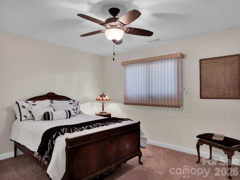 14526 Waterside Drive, Charlotte, NC 28278.  MLS# CAR4341702, YatesRealty ID 6807. 