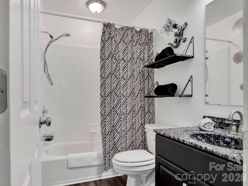 14526 Waterside Drive, Charlotte, NC 28278.  MLS# CAR4341702, YatesRealty ID 6807. 