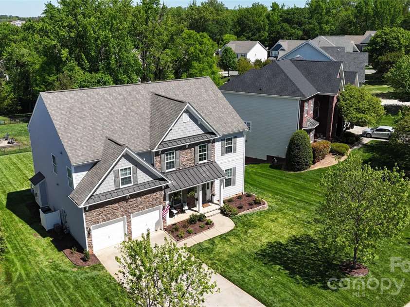 5035 Terrier Lane, Fort Mill, SC 29707.  MLS# CAR4247190, YatesRealty ID 6807. 
