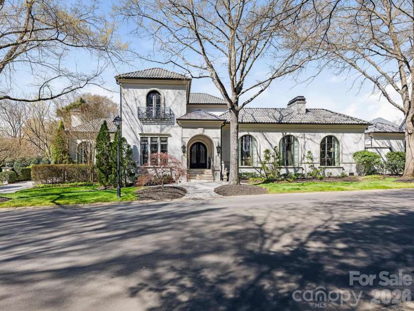 8524 Winged Bourne Road, Charlotte, NC 28210.  MLS# CAR4358780, YatesRealty ID 6808. Front Exterior 