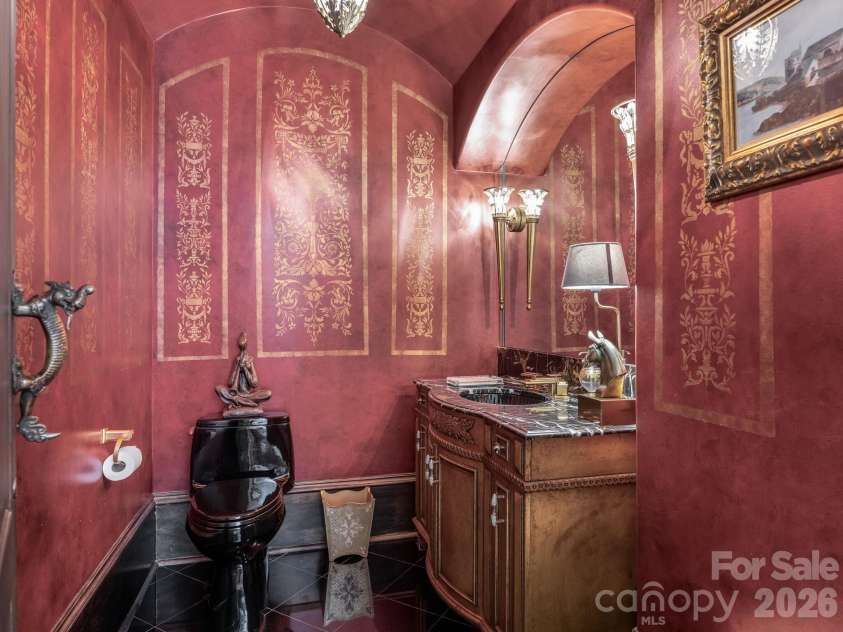 8524 Winged Bourne Road, Charlotte, NC 28210.  MLS# CAR4358780, YatesRealty ID 6808. Powder Room 