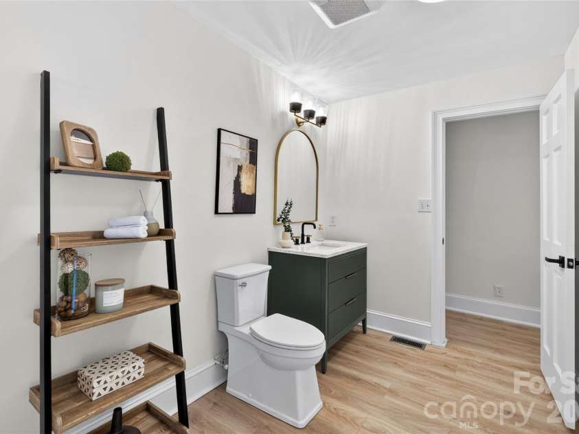 8001 Serendipity Lane, Charlotte, NC 28277.  MLS# CAR4356091, YatesRealty ID 6809. 